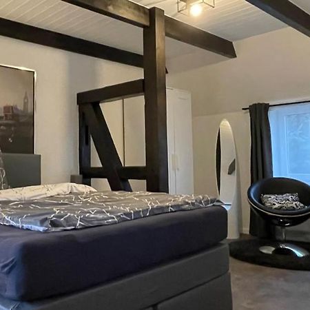 Fachwerkhaus Mit 2 Getrennten Schlafzimmern, Wohnzimmer Und Kueche Bueckeburg Luaran gambar