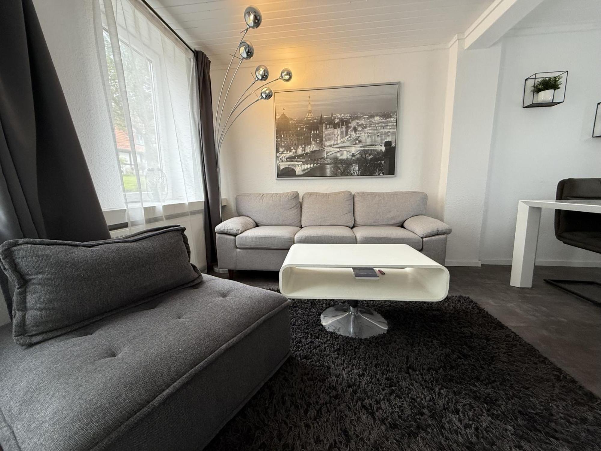 Fachwerkhaus Mit 2 Getrennten Schlafzimmern, Wohnzimmer Und Kueche Bueckeburg Luaran gambar